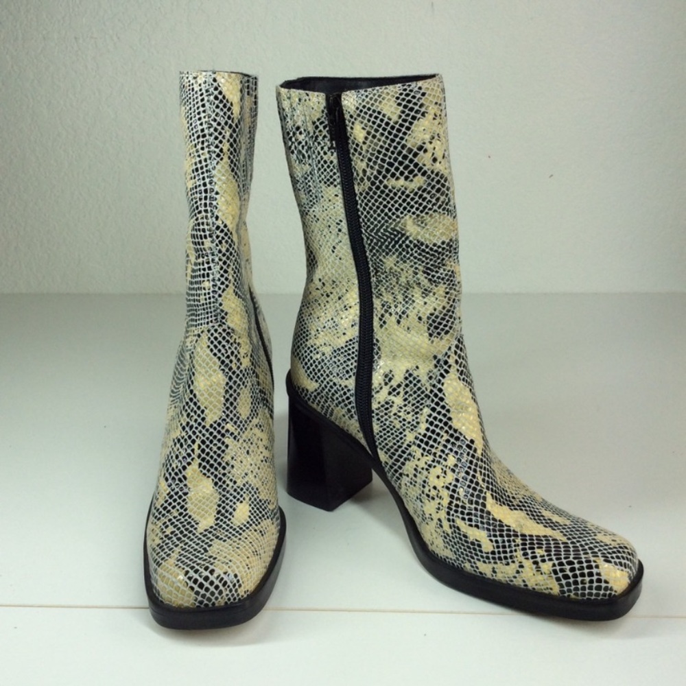 Mainframe Cream & Black Y2K Snakeskin Block Boots Square Toe Size: 6.5 - Picture 2 of 10